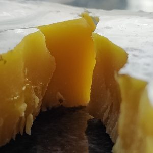 Cire d'abeille purifiée